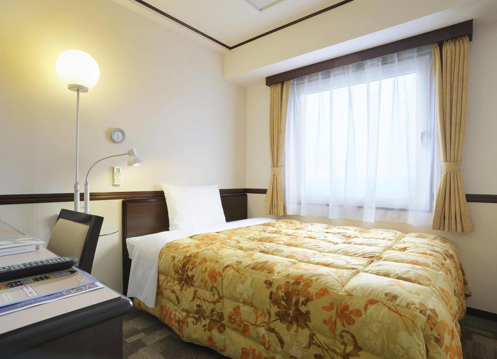 東横inn京都四条烏丸 3*
